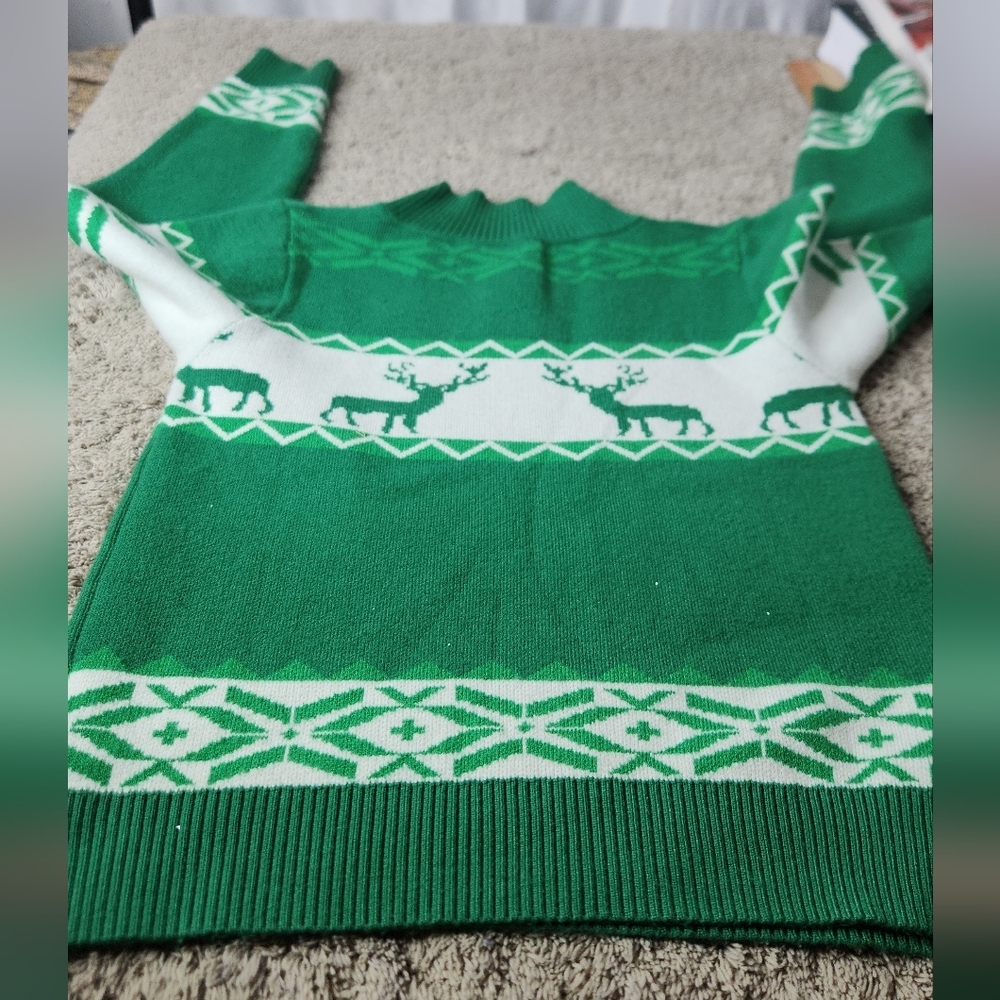 Boy's Green & White Reindeer Winter Long Sleeve Sweater - 8T